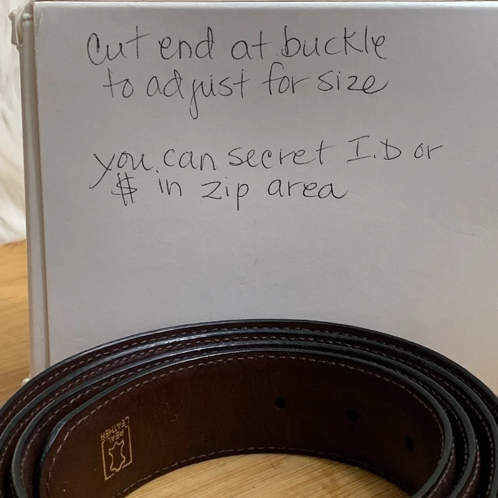 Vintage NIB Taner Brown Gold Leather Money ID Conceal Security Travel Zip Belt